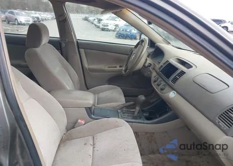 2004 Toyota Camry Le from USA, damaged, VIN 4T1BE32K24U933080